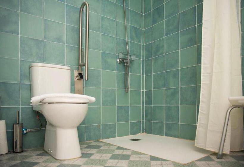 جناح مزود بجاكوزى, Castillo Palacio De Bulbuente