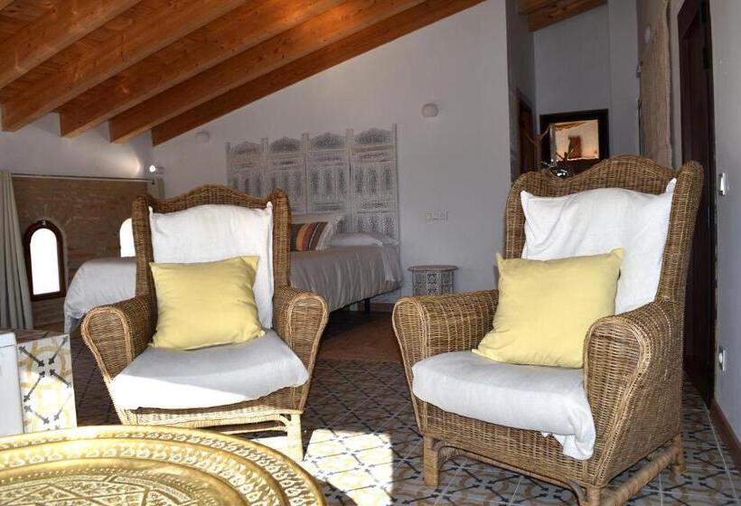 جناح ديلوكس, Castillo Palacio De Bulbuente