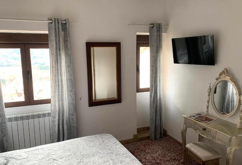 غرفة قياسية, Castillo Palacio De Bulbuente