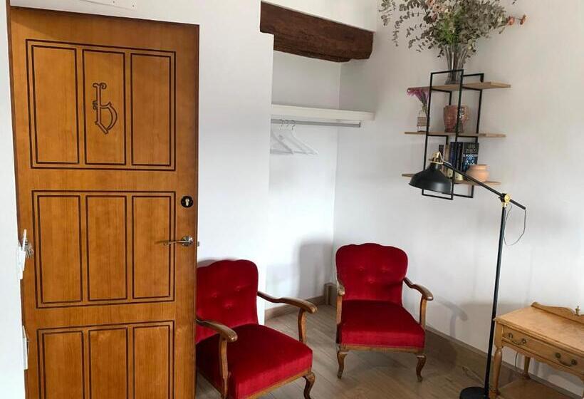 غرفة قياسية, Castillo Palacio De Bulbuente