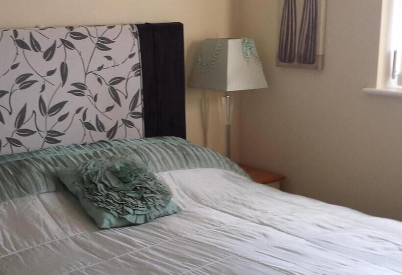 バンガローの２ベッドスタンダードルーム, Jurassic Loft Apartment