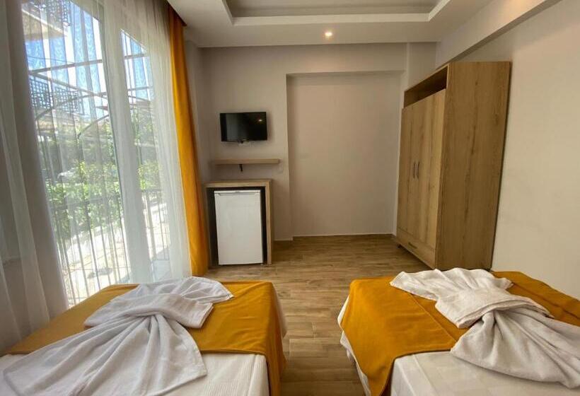 Номер Стандарт с Балконом, Kent Otel