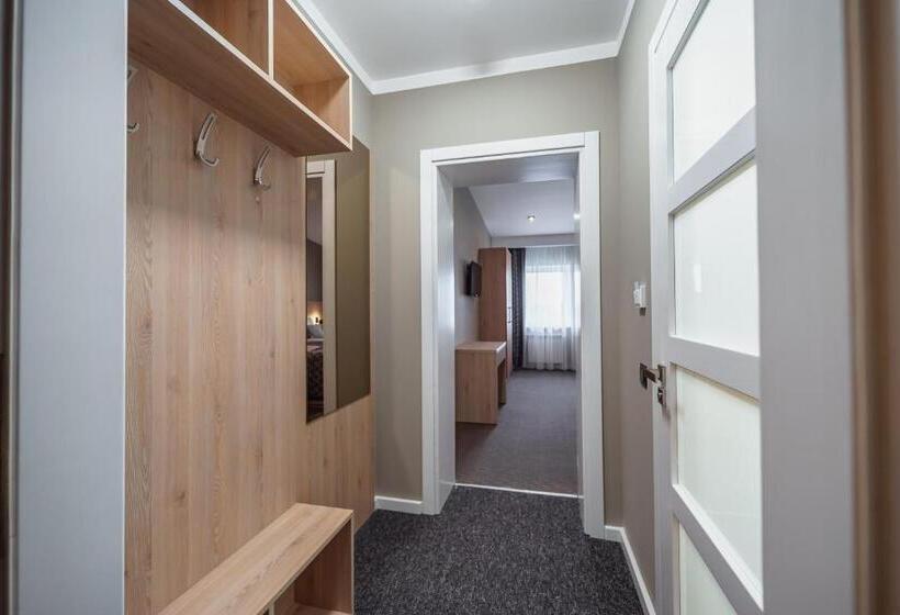 غرفة سوبيريور سرير كينج, Rudison Hotel & Restaurant