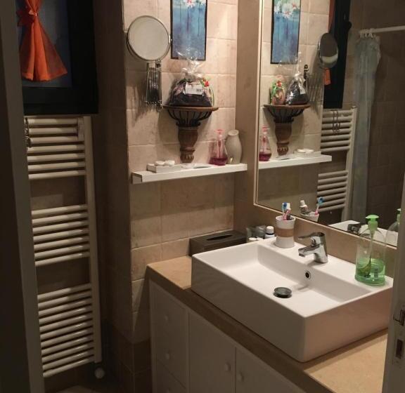 סוויטת 2 חדרי שינה, B&b Arthas