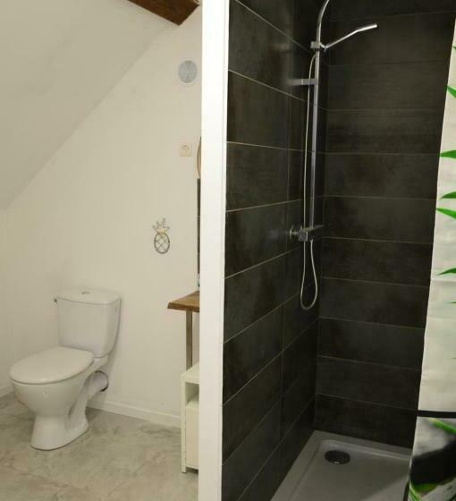 标准间, Les Colombines