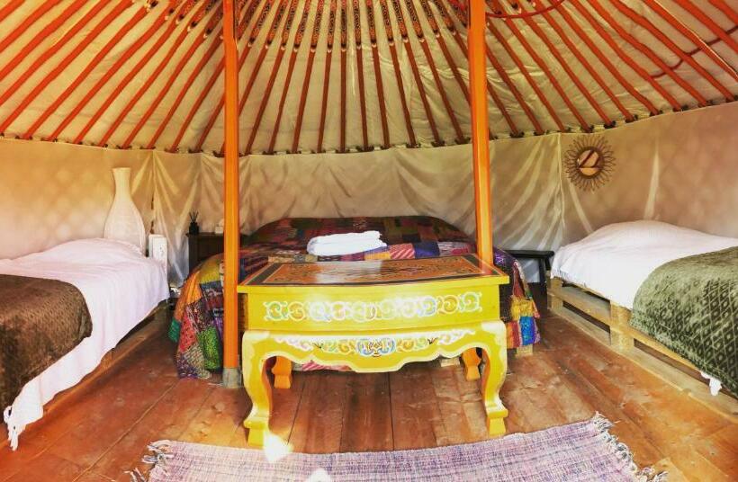 Standard Tent, Les Colombines