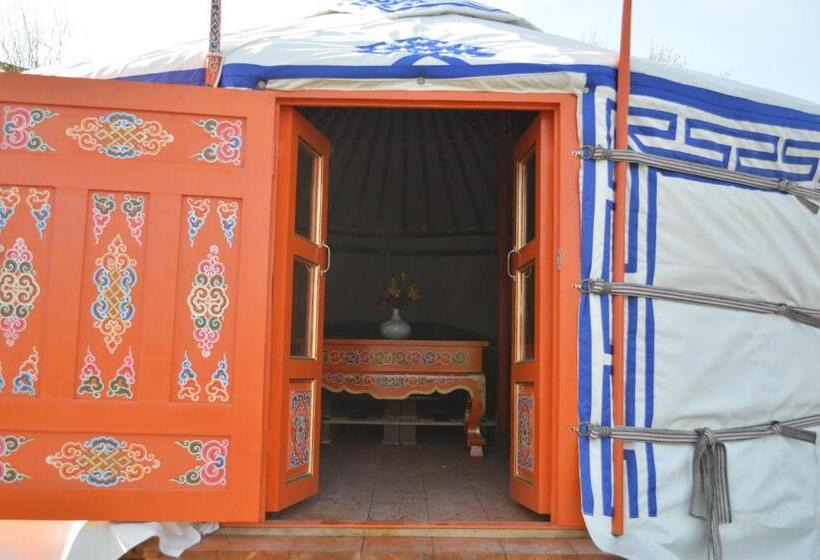 Standard Tent, Les Colombines