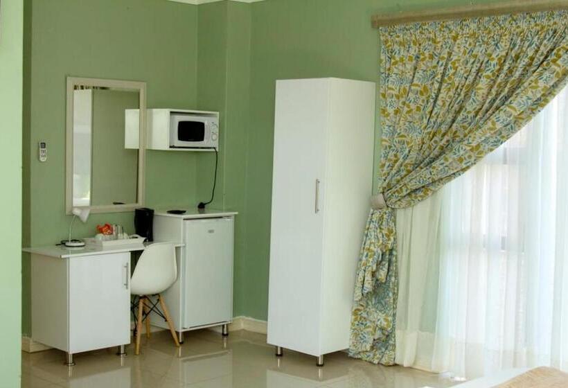 스탠다드 룸 킹사이즈 침대, Vakhusi Guesthouse