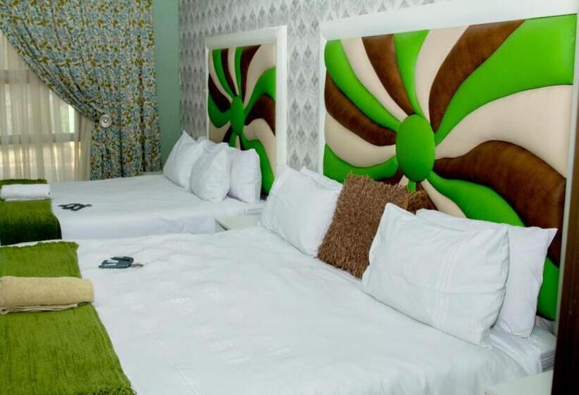 패밀리 스위트, Vakhusi Guesthouse