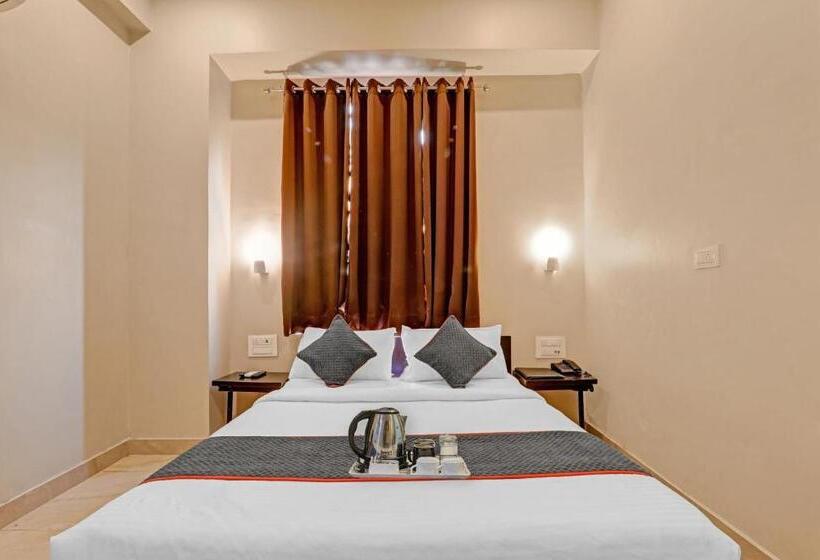 トリプルクラシックルーム, Super Townhouse 423 Amaraa Hotel Near Phoenix Palassio