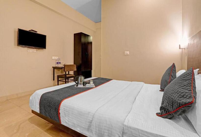 トリプルクラシックルーム, Super Townhouse 423 Amaraa Hotel Near Phoenix Palassio