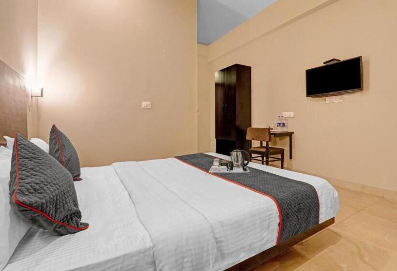 トリプルクラシックルーム, Super Townhouse 423 Amaraa Hotel Near Phoenix Palassio