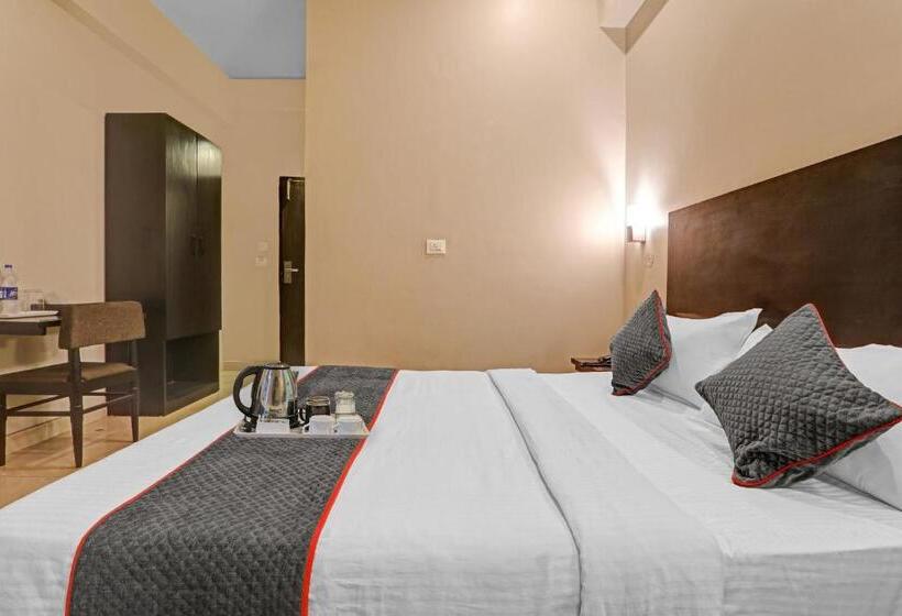 デラックストリプルルーム, Super Townhouse 423 Amaraa Hotel Near Phoenix Palassio