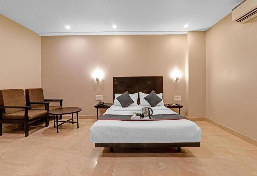 デラックストリプルルーム, Super Townhouse 423 Amaraa Hotel Near Phoenix Palassio