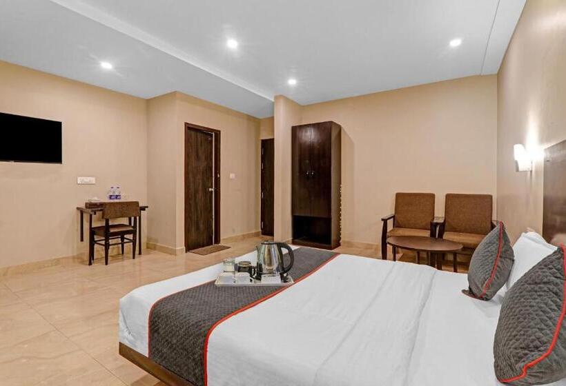 デラックストリプルルーム, Super Townhouse 423 Amaraa Hotel Near Phoenix Palassio