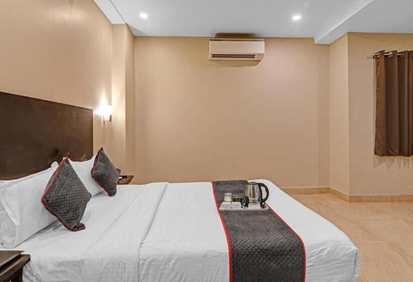 デラックストリプルルーム, Super Townhouse 423 Amaraa Hotel Near Phoenix Palassio