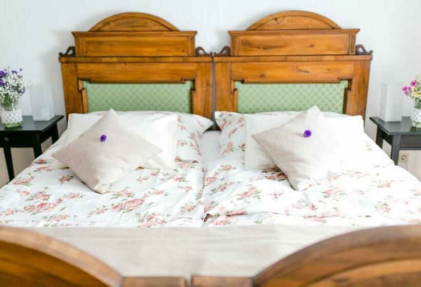 סוויטה, Landgut Riegerbauer