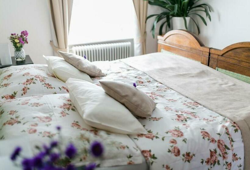 סוויטה, Landgut Riegerbauer