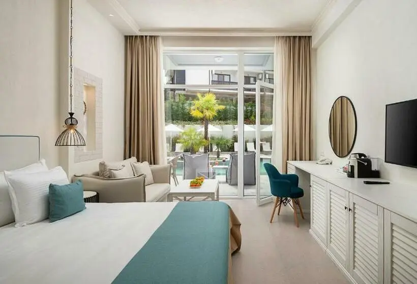 اتاق لوکس, Siena Premium Retreat