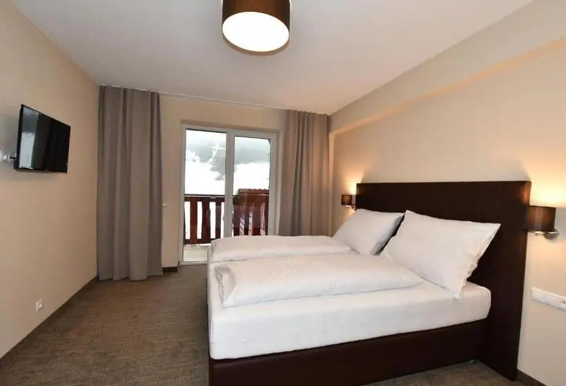 Appartamento 1 Camera da Letto con Balcone, Studničky