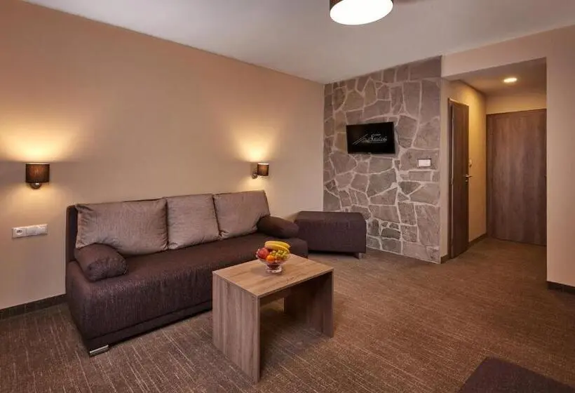 Appartamento 1 Camera da Letto con Terrazza, Studničky