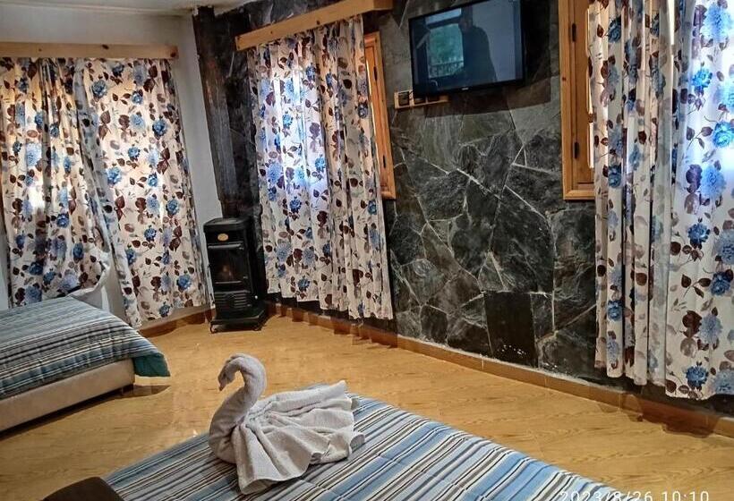 سوییت با چشمانداز کوه, Le Gite Du Barrage