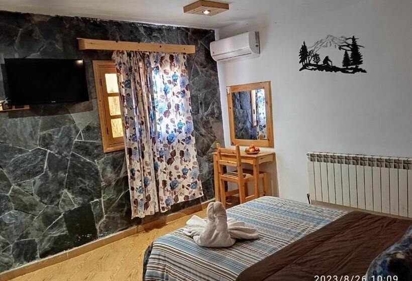 سوییت با چشمانداز کوه, Le Gite Du Barrage