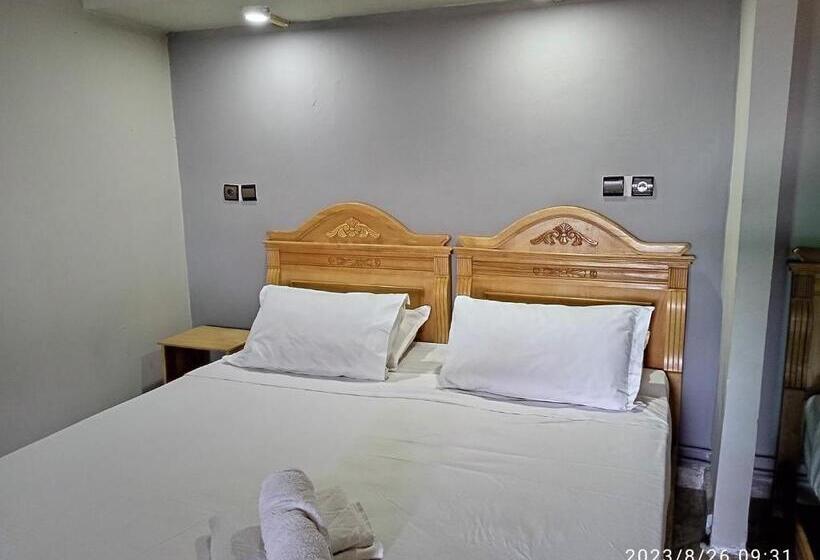 سوییت خانوادگی, Le Gite Du Barrage