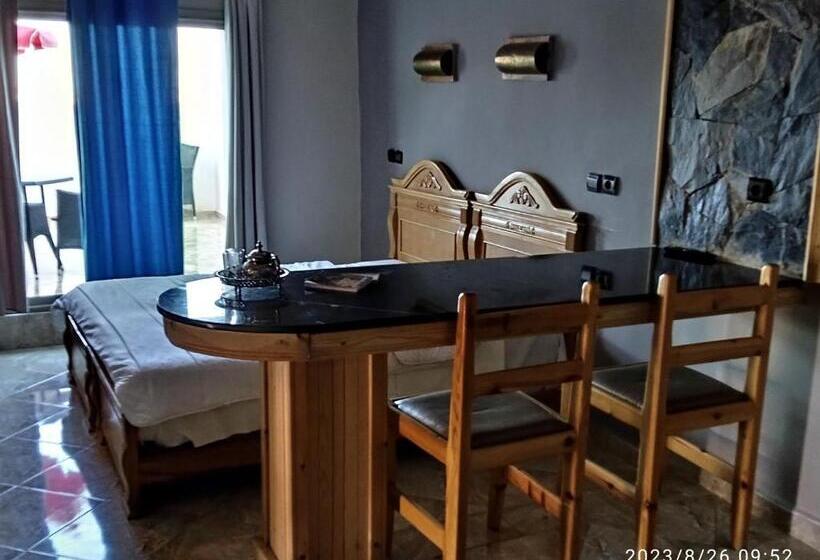 سوییت خانوادگی, Le Gite Du Barrage