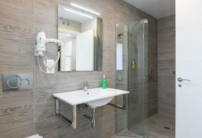 إستوديو قياسى, Apartamentos Guerrero 3