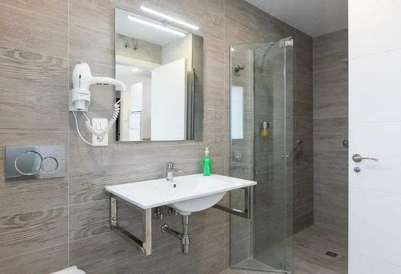 スタンダードスタジオ, Apartamentos Guerrero 3