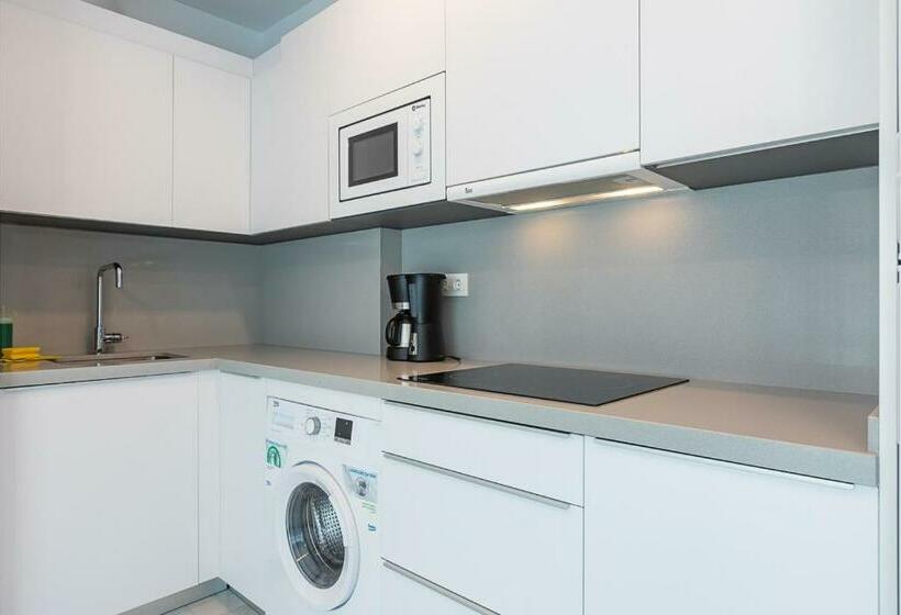 إستوديو قياسى, Apartamentos Guerrero 3