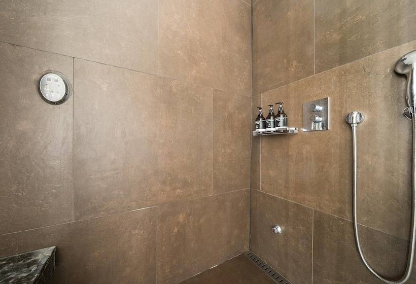 غرفة دور أخير, Gwangyang Harbor Bridge