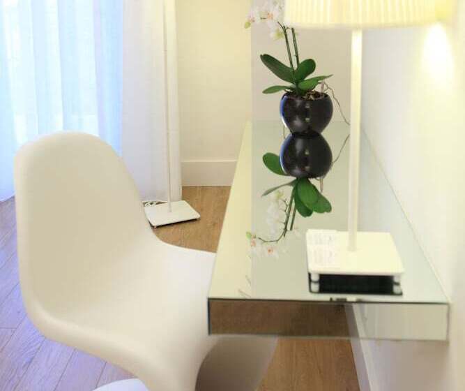 اتاق استاندارد سه نفره, Al Castello Luxury B&b