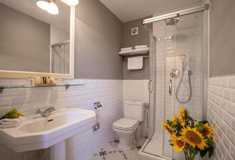 חדר קומפורט, Boutique Hotel Nautilus