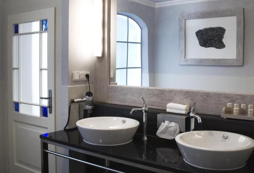 סוויטה נשיאותית, Boutique Hotel Nautilus