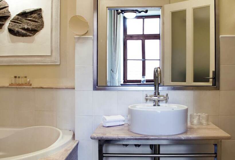 חדר סופריור, Boutique Hotel Nautilus