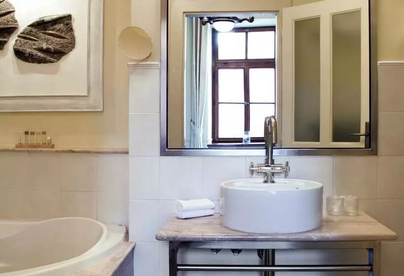 اتاق سوپریور, Boutique Hotel Nautilus