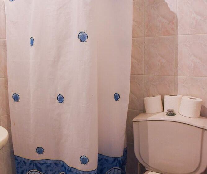 חדר סטנדרט לשלושה, Amaryllis