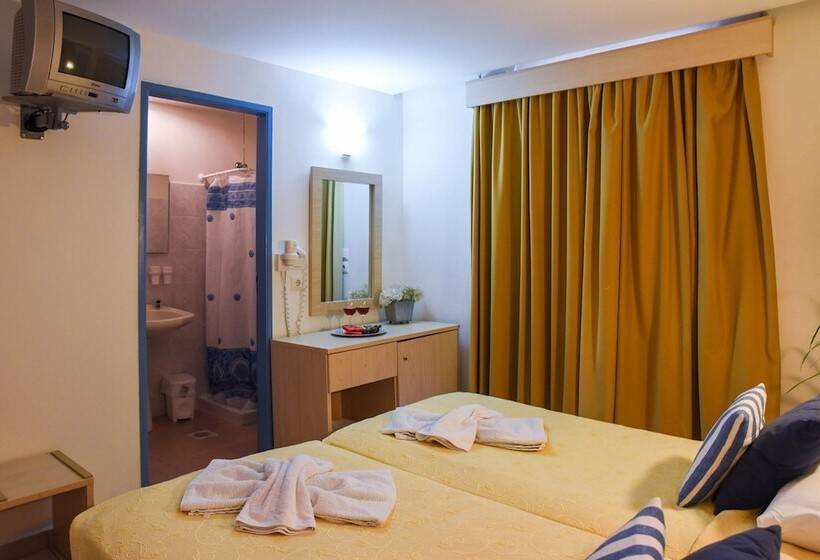 חדר סטנדרט לשלושה, Amaryllis