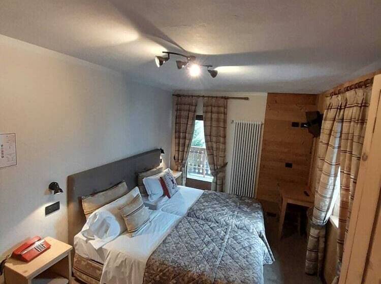 스탠다드 룸, Astoria