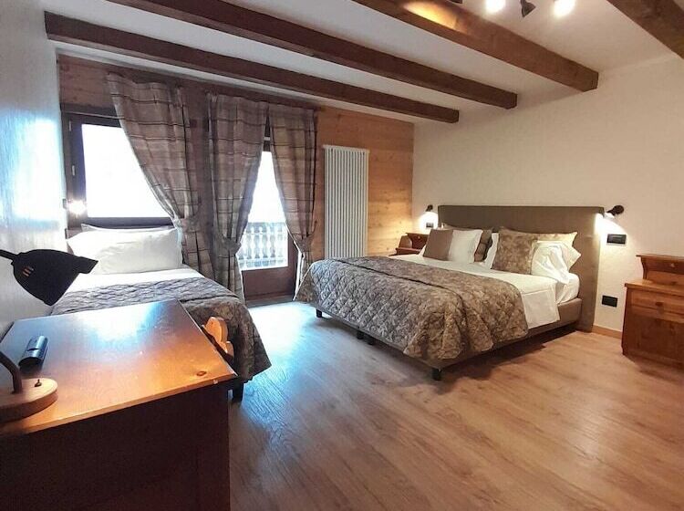 스탠다드 트리플 룸, Astoria