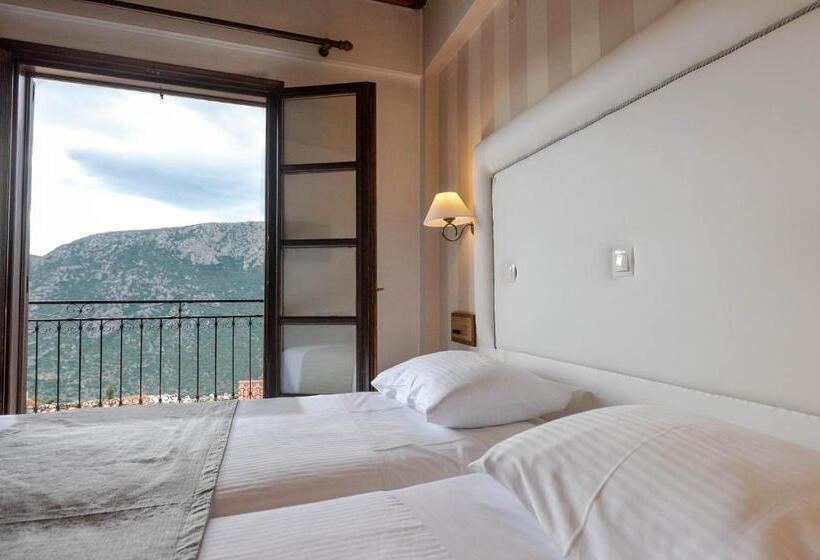 스탠다드 룸, Kouros