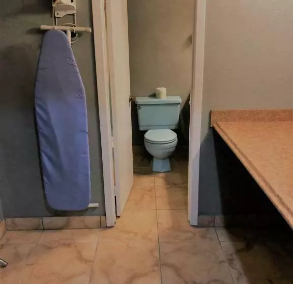 اتاق استاندارد با تخت بزرگ, Latham Inn