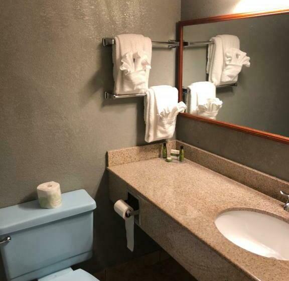 Стандартный Номер Кровать Кинг, Latham Inn