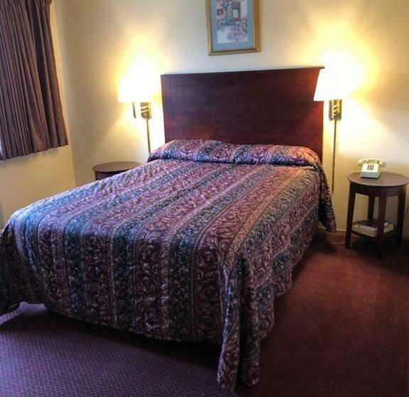 Номер Стандарт, Latham Inn