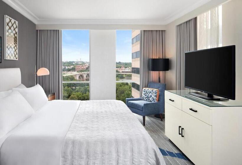 Люкс, Le Méridien Arlington