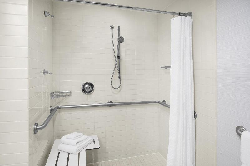 Номер Классика Кровать Кинг, Le Méridien Arlington