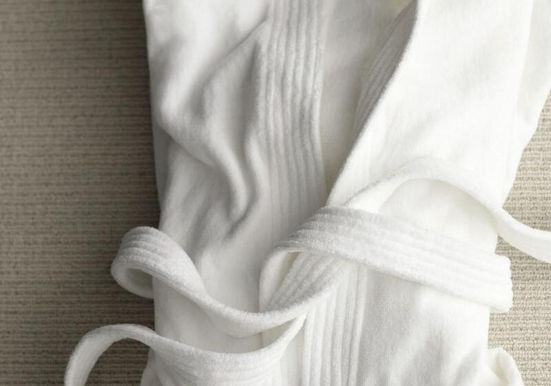 Номер Классика Кровать Кинг, Le Méridien Arlington