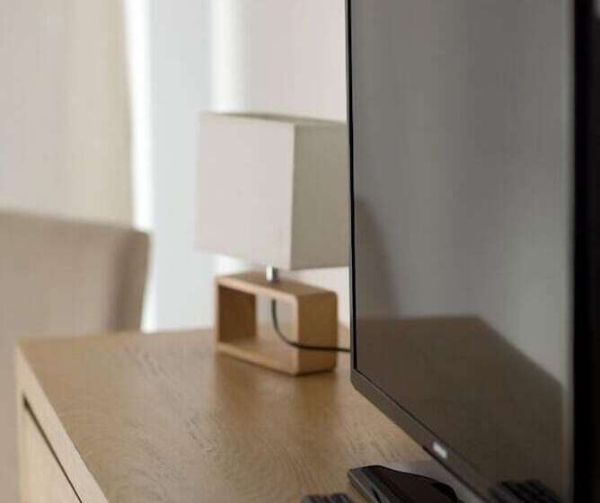 Triple Room Sea View, Le Versailles